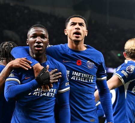 10/11 Football Predictions: Chelsea v Arsenal + Team News Plus Other Premier League Odds