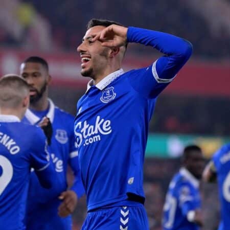 19/02 Football Predictions: Crystal Palace takes on Everton on Monday night